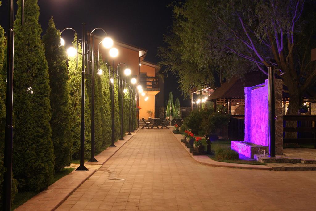 Rixo'S Guesthouse Cîrcea المظهر الخارجي الصورة